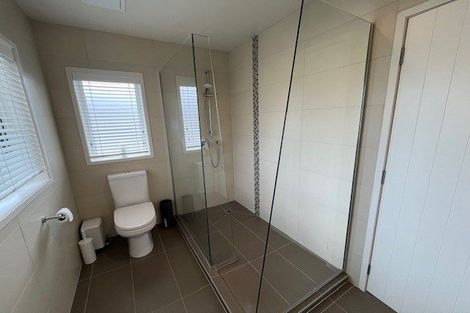 Photo of property in 9 Swindon Close, Mellons Bay, Auckland, 2014