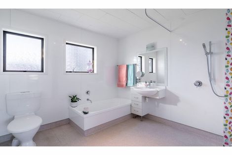 Photo of property in 6 Dawson Place, Alexandra, 9320