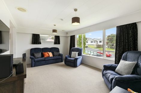 Photo of property in 16 Otira Grove, Kelson, Lower Hutt, 5010