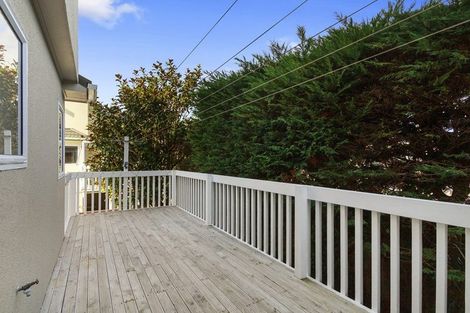 Photo of property in 2/9 Tawa Street, Tawa, Wellington, 5028