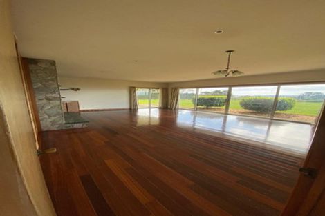 Photo of property in 168 Vaughans Road, Long Bay, Albany, 0792