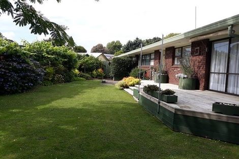 Photo of property in 1 Paul Place, Awapuni, Palmerston North, 4412