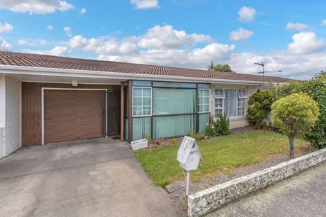 Photo of property in 3 Fatima Street, Redwood, Christchurch, 8051