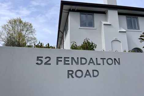 Photo of property in 5/52 Fendalton Road, Fendalton, Christchurch, 8014