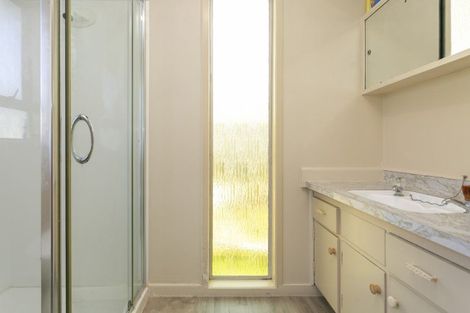 Photo of property in 68 Saint James Street, Richmond Heights, Taupo, 3330