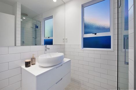 Photo of property in 50 Saint Andrews Hill Road, Mount Pleasant, Christchurch, 8081