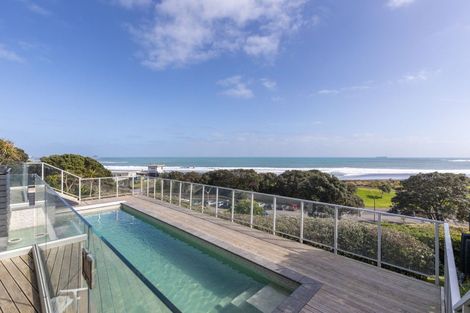 Photo of property in Fitzroy Beach Holiday Park, 1a Beach Street, Fitzroy, New Plymouth, 4312