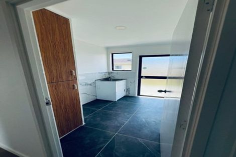 Photo of property in 2/19 Dunstan Place, Otara, Auckland, 2023