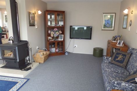 Photo of property in 163 Springs Road, Hornby, Christchurch, 8042