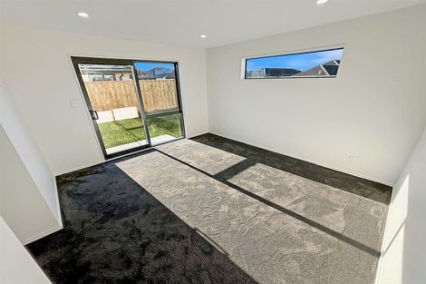 Photo of property in 22 Crossley Avenue, Woodend, 7610