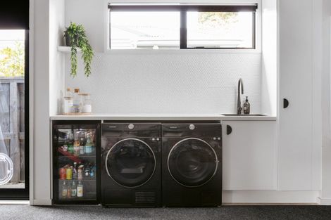 Photo of property in 25 Burrows Street, Tauranga South, Tauranga, 3112