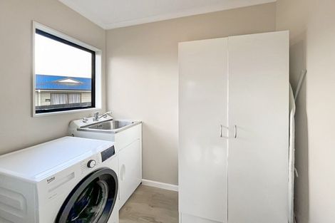 Photo of property in 9 Cargill Grove, Kelvin Grove, Palmerston North, 4414