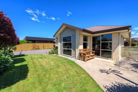 Photo of property in 12 Kitakita Grove, Motueka, 7120