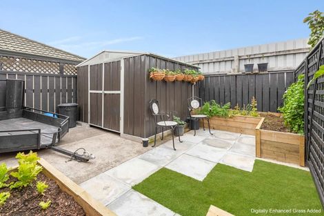 Photo of property in 6 Surrey Lane, Levin, 5510