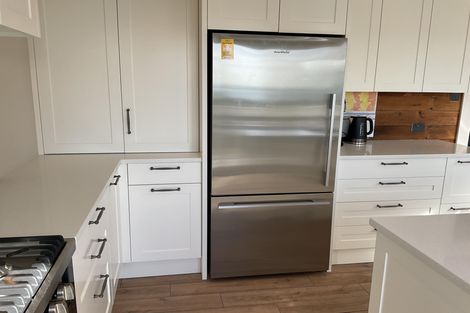 Photo of property in 9 Hibiscus Avenue, Snells Beach, 0920