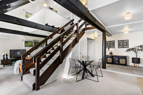 Photo of property in 35 Pluto Place, Beach Haven, Auckland, 0626