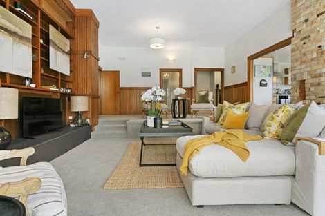 Photo of property in 65 Clare Street, Cambridge, 3434