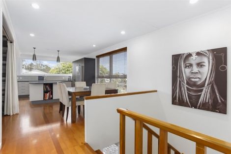 Photo of property in 43 Knightsbridge Drive, Forrest Hill, Auckland, 0620