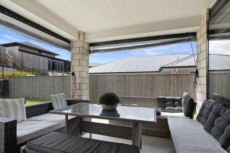 Photo of property in 14 Urumaraki Avenue, Helensville, 0800