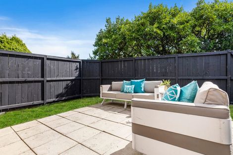 Photo of property in 76 Drake Street, Howick, Auckland, 2014