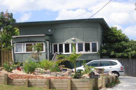 Photo of property in 40 Dakota Avenue, Beach Haven, Auckland, 0626