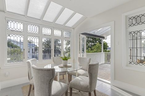 Photo of property in 7 Bella Vista Road, Herne Bay, Auckland, 1011