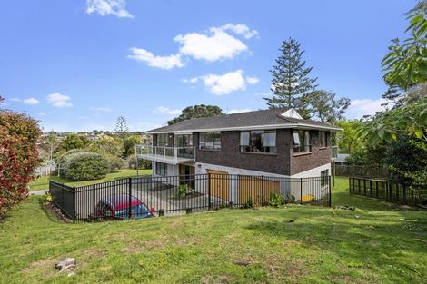 Photo of property in 48a Woodlands Crescent, Browns Bay, Auckland, 0630