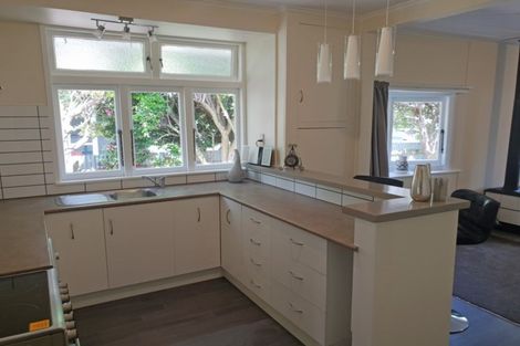 Photo of property in 54 Burns Street, Dannevirke, 4930