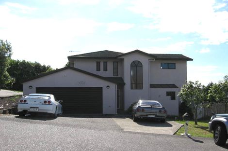 Photo of property in 11 Jacanas Place, Unsworth Heights, Auckland, 0632