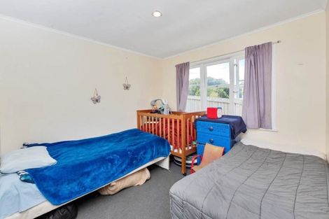 Photo of property in 12 Igloo Place, Red Hill, Papakura, 2110