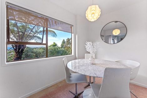 Photo of property in 1/813 East Coast Road, Northcross, Auckland, 0630