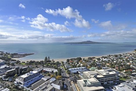 Photo of property in Sentinel Apartments, 2901/3 Northcroft Street, Takapuna, Auckland, 0622