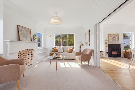 Photo of property in 48 Drivers Road, Maori Hill, Dunedin, 9010