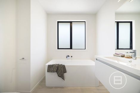 Photo of property in 6 Mallard Street, Albert Town, Wanaka, 9305