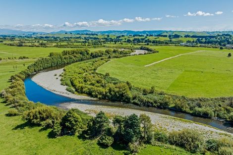 Photo of property in 24 Halls Road, Pahiatua, 4910