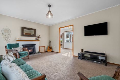 Photo of property in 16 Fairview Place, Te Puke, 3119