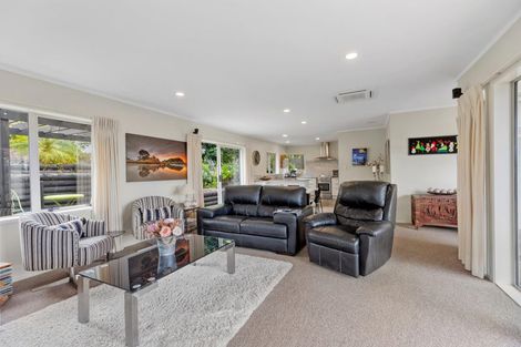 Photo of property in 15a Otumoetai Road, Judea, Tauranga, 3110