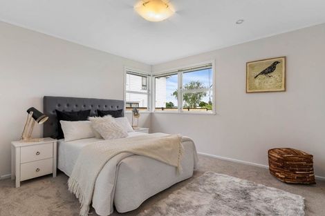 Photo of property in 24 Tairere Crescent, Rosehill, Papakura, 2113