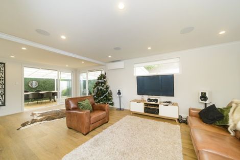 Photo of property in 4 Redwood Grove, Hokowhitu, Palmerston North, 4410