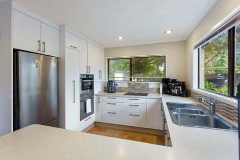 Photo of property in 24 Norfolk Crescent, Otaki Beach, Otaki, 5512