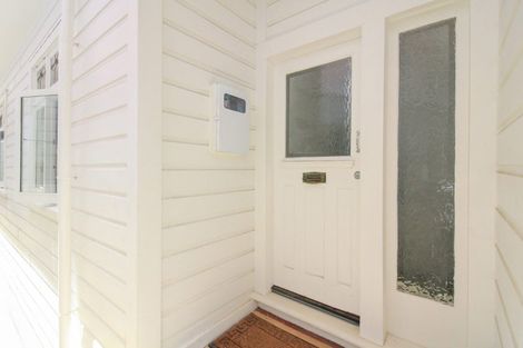 Photo of property in 35-37 Roy Street, Newtown, Wellington, 6021