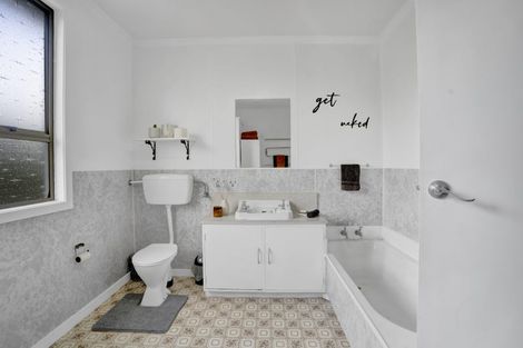 Photo of property in 66 Matai Street, Inglewood, 4330