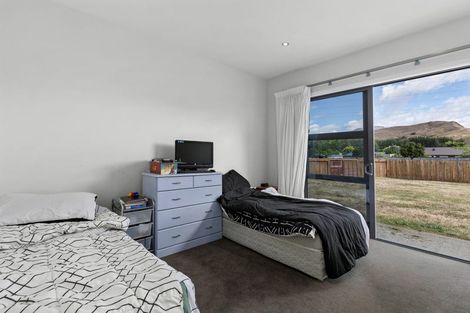 Photo of property in 1 Mcivor Lane, Lake Hayes, Queenstown, 9304
