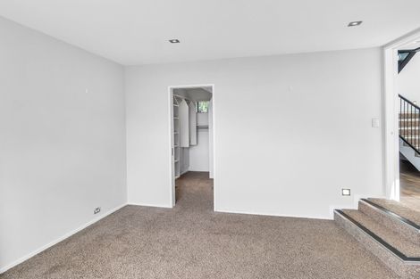 Photo of property in 7 Law Lane, Mount Pleasant, Christchurch, 8081