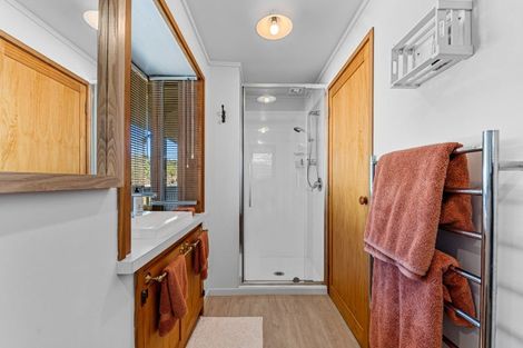 Photo of property in 32 Aoturoa Avenue, Rotoiti Forest, Rotorua, 3074