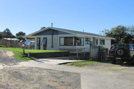 Photo of property in 8 Akeake Grove, Takapuwahia, Porirua, 5022