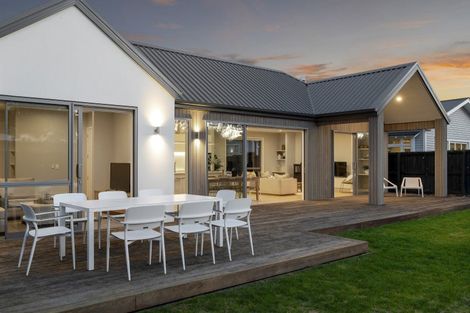 Photo of property in 73 Paparoa Street, Papanui, Christchurch, 8053