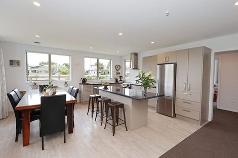 Photo of property in 53 Queen Street, Winton, 9720