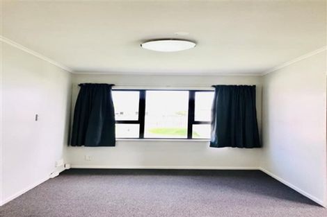 Photo of property in 13 Rogers Road, Manurewa, Auckland, 2102