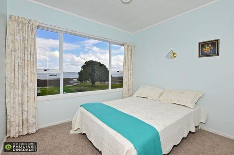 Photo of property in 10 Waikaraka Beach Road, Tamaterau, Whangarei, 0174